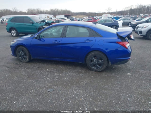 44136983 :رقم المزاد ، KMHLM4AJ7PU070433 vin ، 2023 Hyundai Elantra Hybrid Blue مزاد بيع