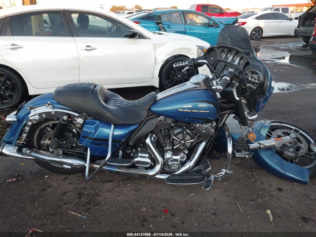 Harley-Davidson Flhx Street Glide 2014 1HD1KBM17EB618665 Image 11