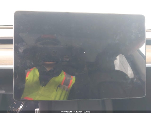 2024 TESLA MODEL Y 7SAYGDEF2RF078543 Photo 6