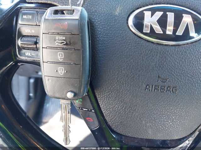KIA FORTE S 2017 3KPFL4A70HE017615 Image 11
