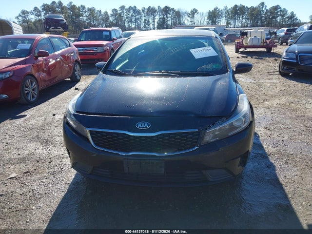 KIA FORTE S 2017 3KPFL4A70HE017615 Image 12