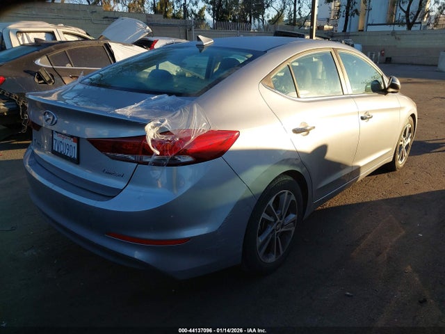 5NPD84LFXHH044605 Hyundai Elantra Limited