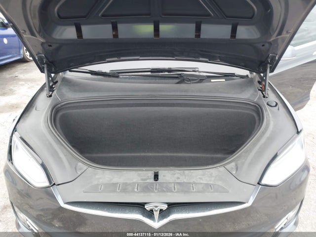 2020 TESLA MODEL X 5YJXCBE28LF297973 Photo 9