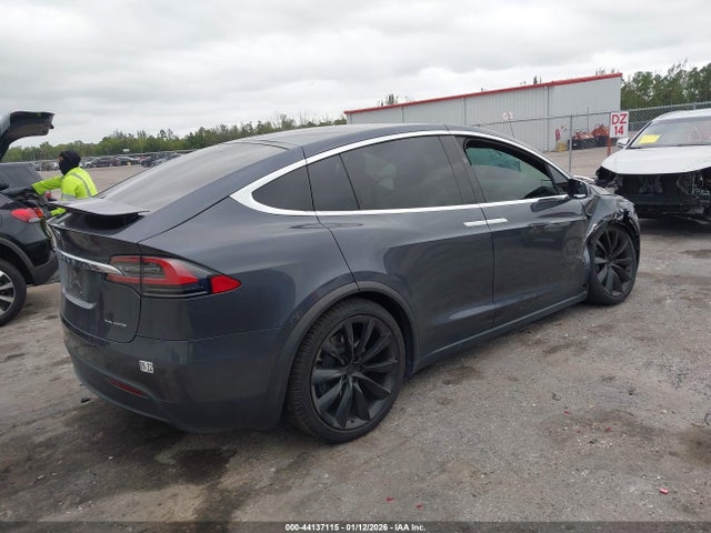 2020 TESLA MODEL X 5YJXCBE28LF297973 Photo 3
