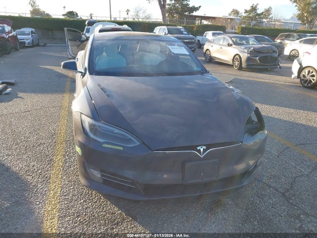 Продажа на аукционе авто 2017 Tesla Model S 100d/60d/75d/90d/p100d, vin: 5YJSA1E20HF197089, номер лота: 44137137