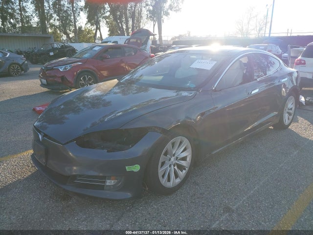 2017 TESLA MODEL S 5YJSA1E20HF197089 Photo 1