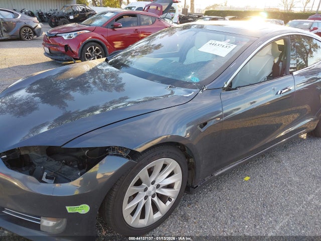 2017 TESLA MODEL S 5YJSA1E20HF197089 Photo 5
