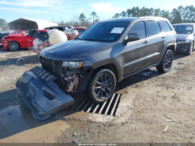 1C4RJFAG0JC249918 Jeep Grand Cherokee Altitude 4x4