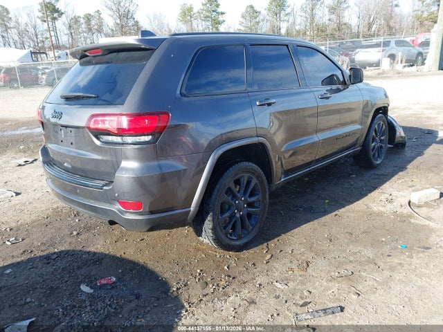 1C4RJFAG0JC249918 Jeep Grand Cherokee Altitude 4x4