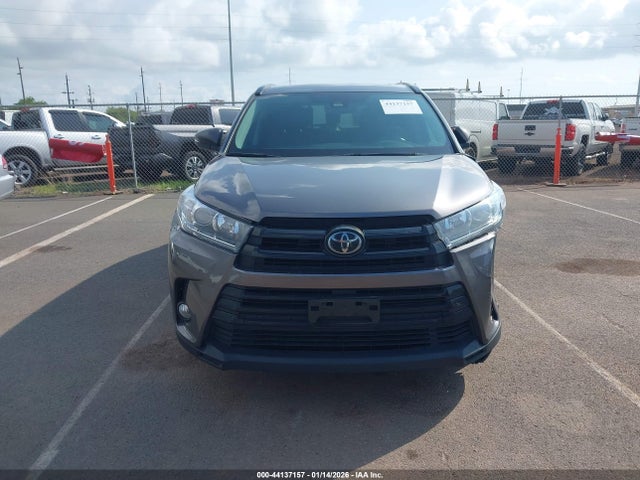 5TDKZRFHXHS526502 Toyota Highlander Se