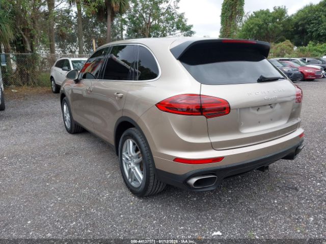 2016 PORSCHE CAYENNE WP1AF2A27GKA40300 Photo 2