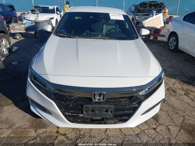 1HGCV1F35JA260526 Honda Accord Sport