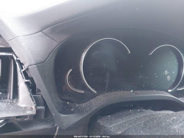 2018 BMW X3 5UXTS3C52J0Y99122 Photo 6