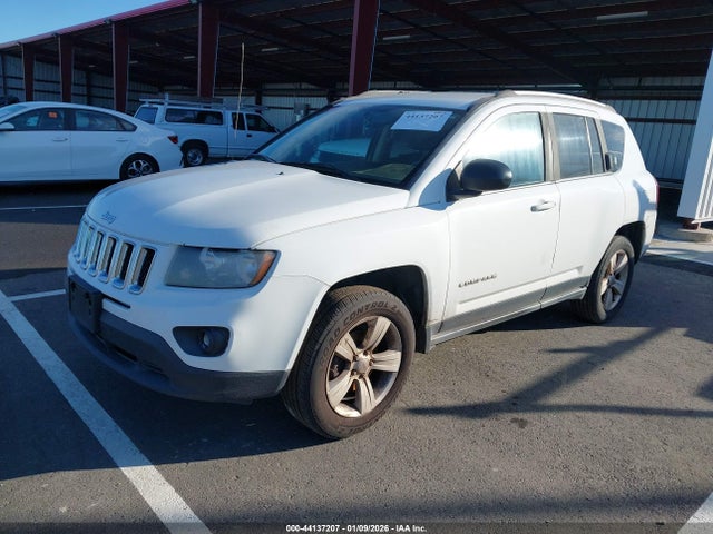 1C4NJCBA6GD641263 Jeep Compass Sport