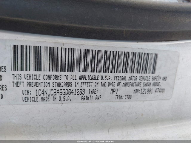 1C4NJCBA6GD641263 Jeep Compass Sport