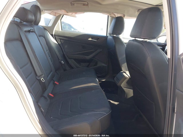 3VWGM7BU1PM052530 Volkswagen Jetta 1.5t Sel