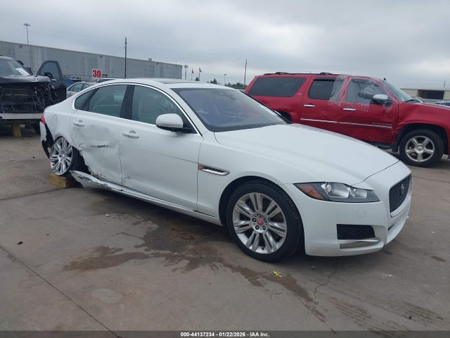 2017 JAGUAR XF SAJBJ4BV1HCY26969