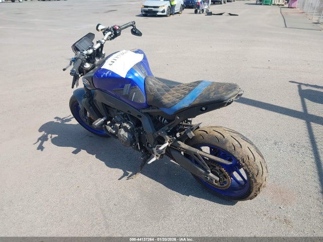 JYARN71E6NA002327 Yamaha MT09