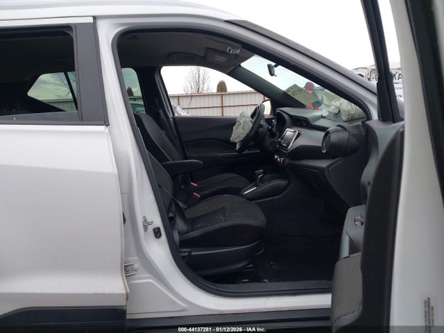 3N1CP5CUXJL521710 Nissan KICKS S