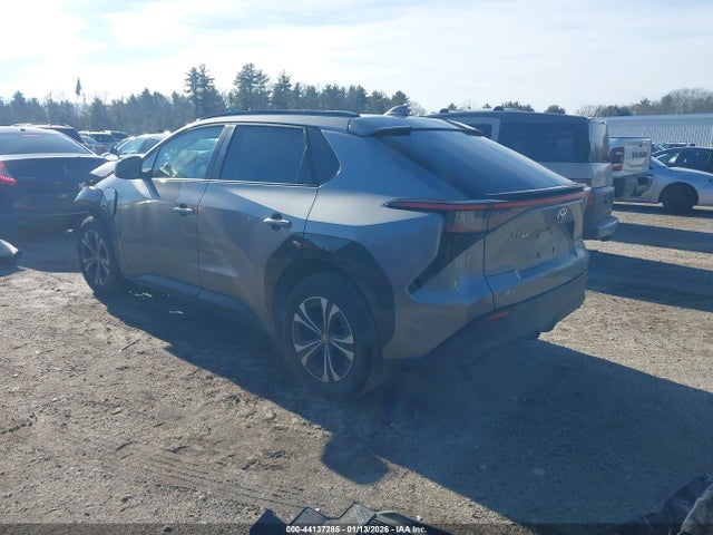 2024 TOYOTA BZ4X JTMABACA5RA081013 Photo 2