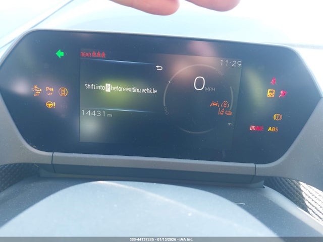 2024 TOYOTA BZ4X JTMABACA5RA081013 Photo 6