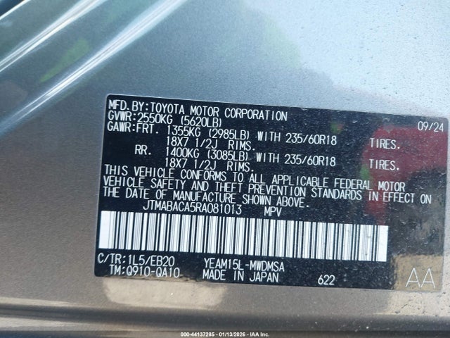 2024 TOYOTA BZ4X JTMABACA5RA081013 Photo 8