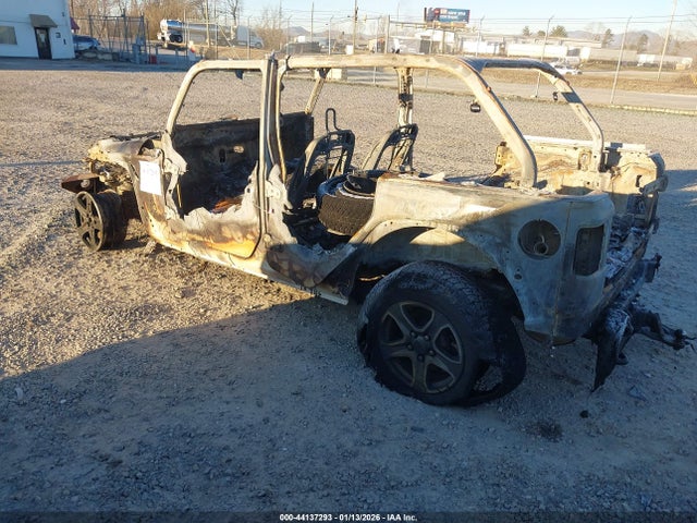 1C4HJXDNXLW269820 Jeep Wrangler Unlimited Sport S 4x4