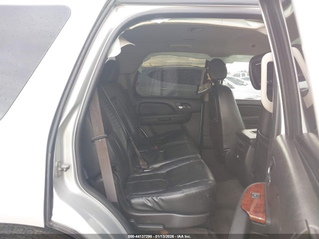 44137298 :رقم المزاد ، 1GKS1AE06BR280448 vin ، 2011 Gmc Yukon Sle مزاد بيع