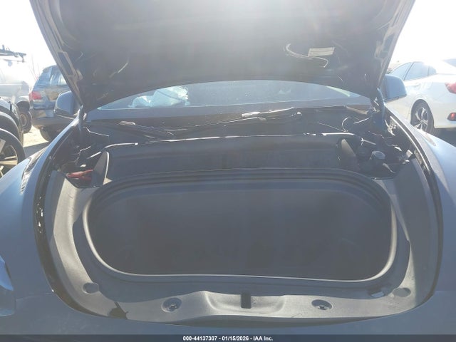 2025 TESLA MODEL Y 7SAYGDEE2SF260465 Photo 9