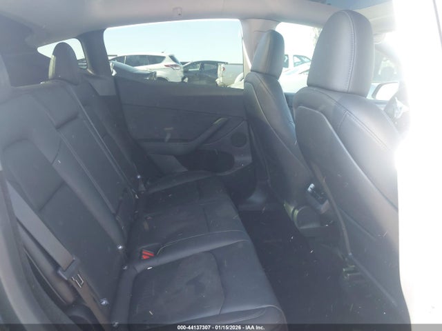 2025 TESLA MODEL Y 7SAYGDEE2SF260465 Photo 7