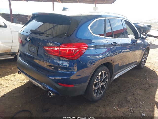 2021 BMW X1 WBXJG7C08M5T06721 Photo 3