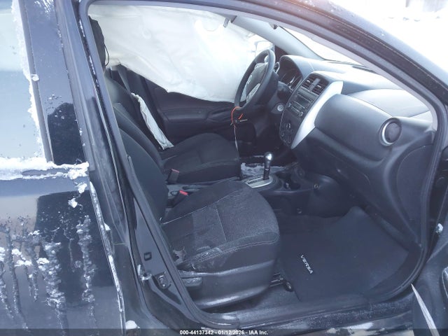 3N1CN7AP4JL866181 Nissan Versa 1.6 Sv