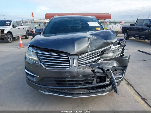 5LMCJ1C99HUL71214 Lincoln Mkc Premiere