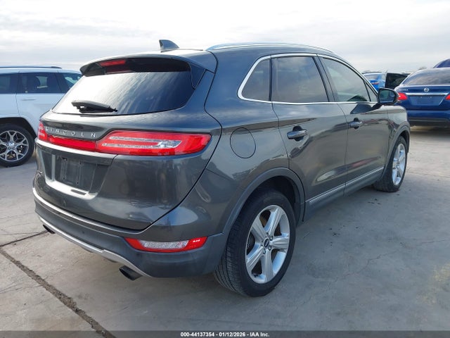 5LMCJ1C99HUL71214 Lincoln Mkc Premiere