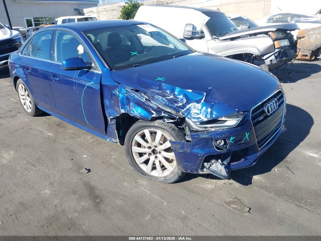 2015 AUDI A4 WAUBFAFL6FN021023 Photo 0