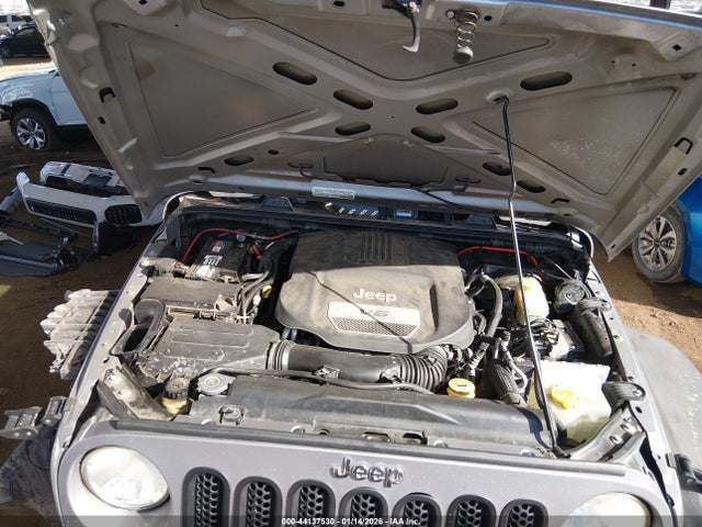 1C4HJWDG4FL533034 Jeep Wrangler Unlimited Sport