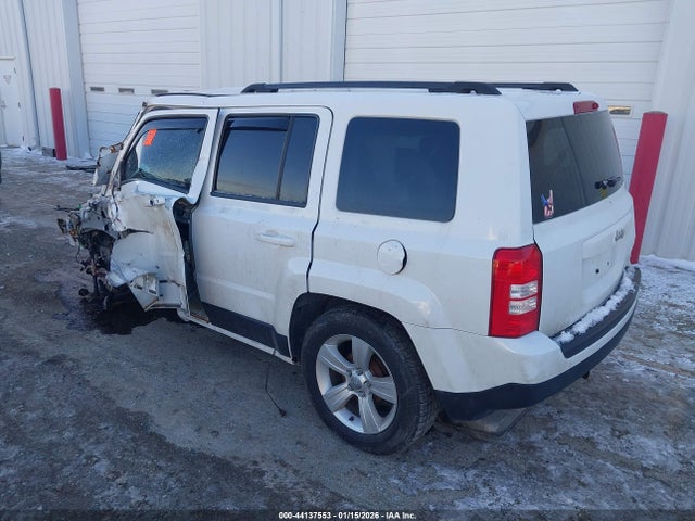44137553 :رقم المزاد ، 1C4NJPBB9ED797035 vin ، 2014 Jeep Patriot Sport مزاد بيع