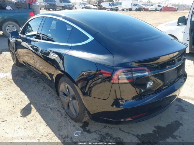 2018 TESLA MODEL 3 5YJ3E1EA3JF089118 Photo 2