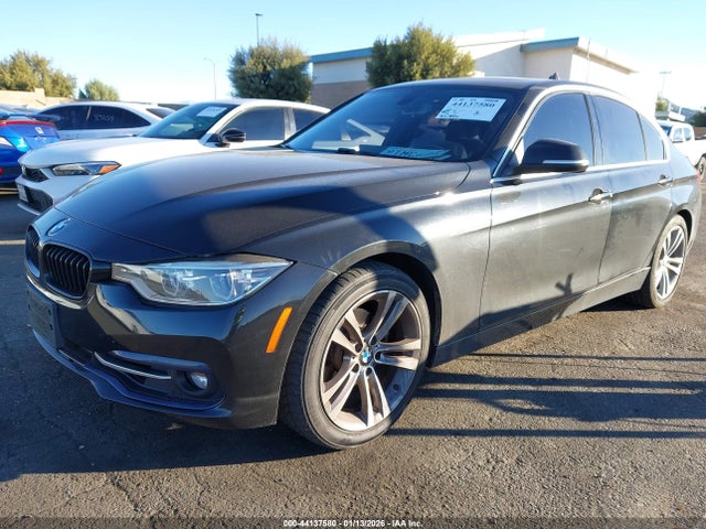 WBA8B9G58JNU99392 BMW 330I