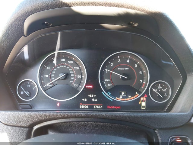 WBA8B9G58JNU99392 BMW 330I