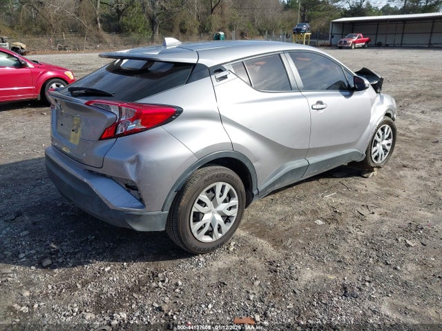 JTNKHMBX7L1068423 Toyota C-HR LE