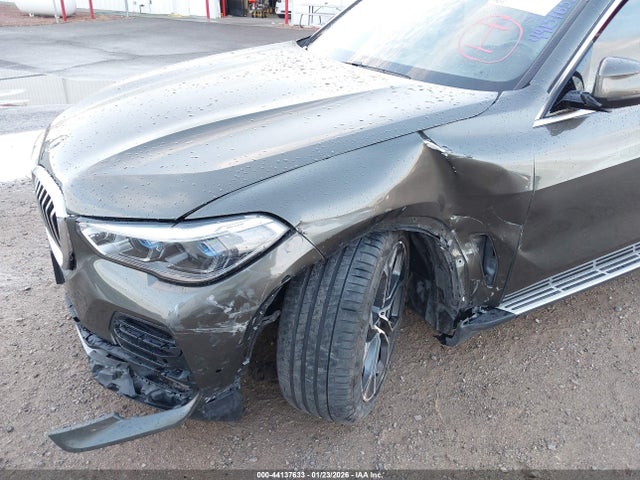 5UXCR4C02LLE30297 BMW X5 Sdrive40i