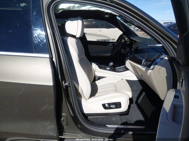 5UXCR4C02LLE30297 BMW X5 Sdrive40i