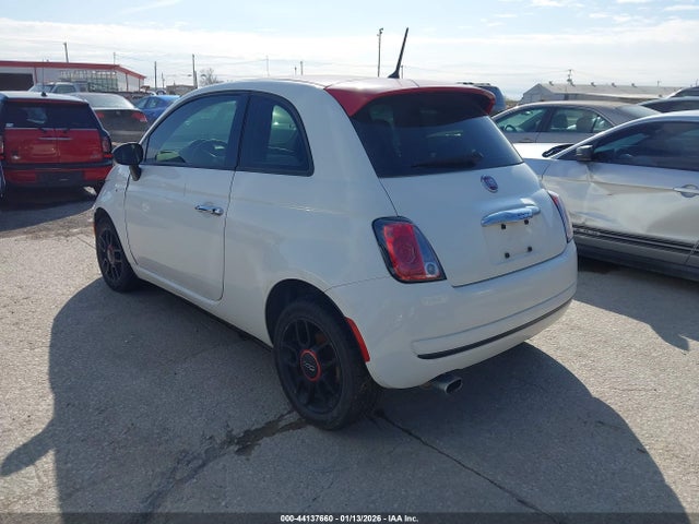 2015 FIAT 500 3C3CFFAR1FT612607 Photo 2