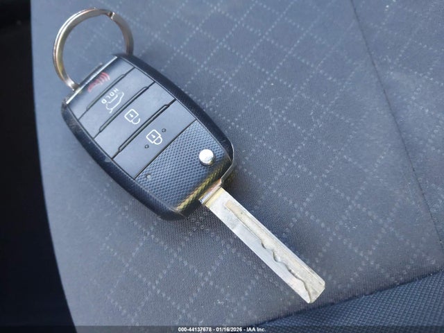 5XYPG4A31HG334456 KIA Sorento 2.4l Lx