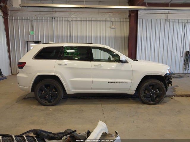 Jeep Grand Cherokee Altitude 2015 1C4RJFAG6FC913002 Image 14