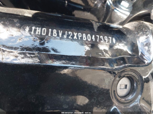 2023 HARLEY-DAVIDSON FXST 1HD1BVJ2XPB047397 Photo 9