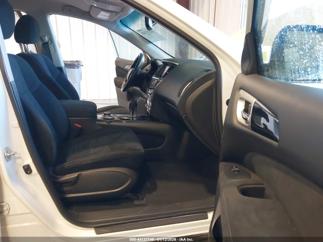 5N1AR2MM9GC670685 Nissan Pathfinder Sv