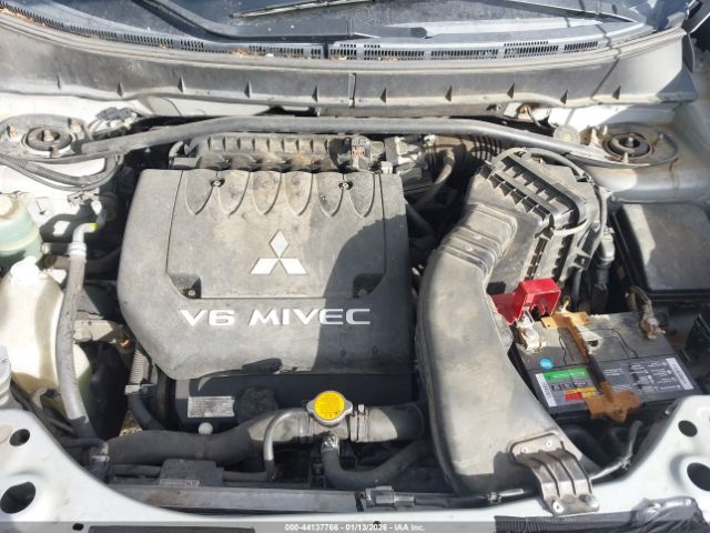 2008 MITSUBISHI OUTLANDER JA4MT41X08Z020665 Photo 9