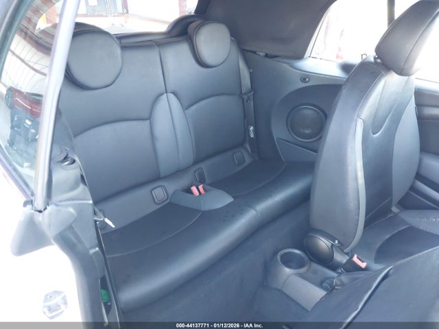 2010 MINI COOPER WMWMR3C51ATU98223 Photo 7